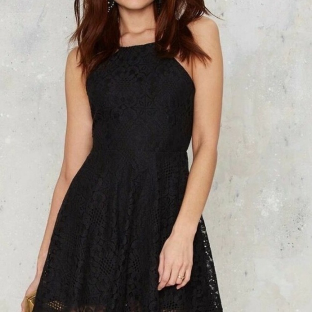 NEW Everly | Lace Halter Dress in Black - Size Small - New With Tags​​​​​
